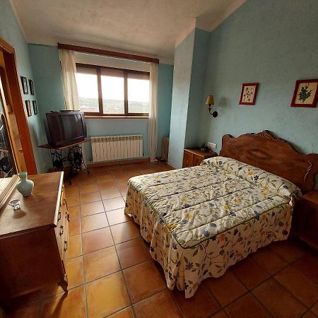 Casa Rural El Callejo Hinojosa de Duero Exteriör bild