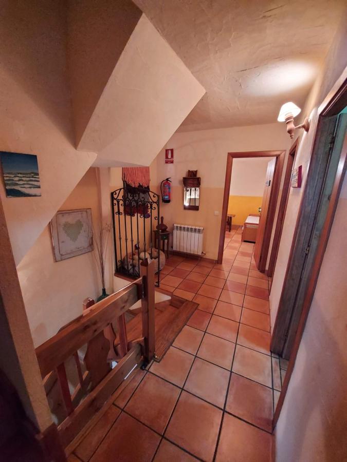 Casa Rural El Callejo Hinojosa de Duero Exteriör bild