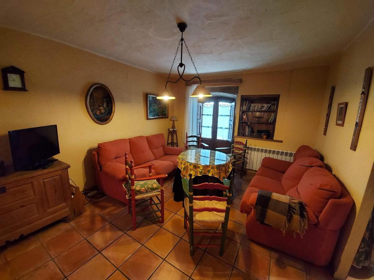 Casa Rural El Callejo Hinojosa de Duero Exteriör bild