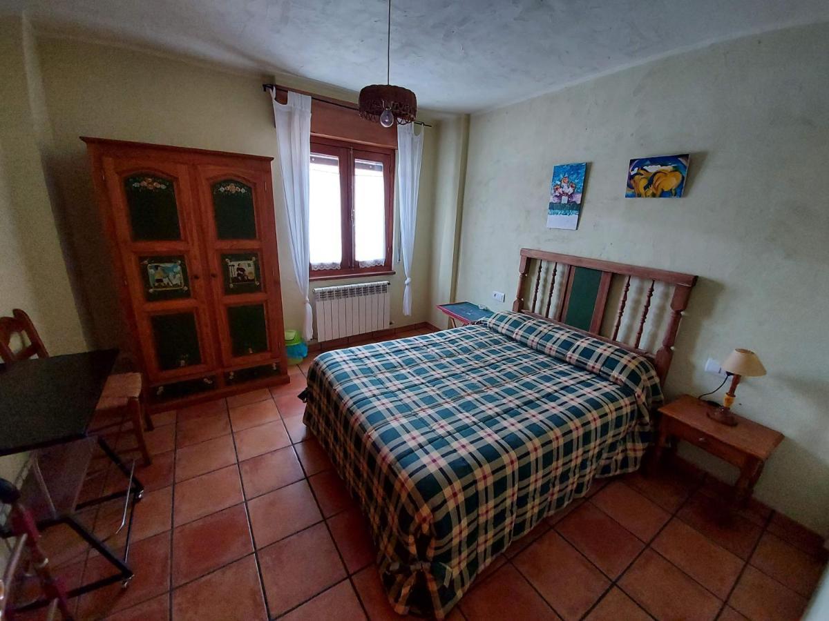 Casa Rural El Callejo Hinojosa de Duero Exteriör bild
